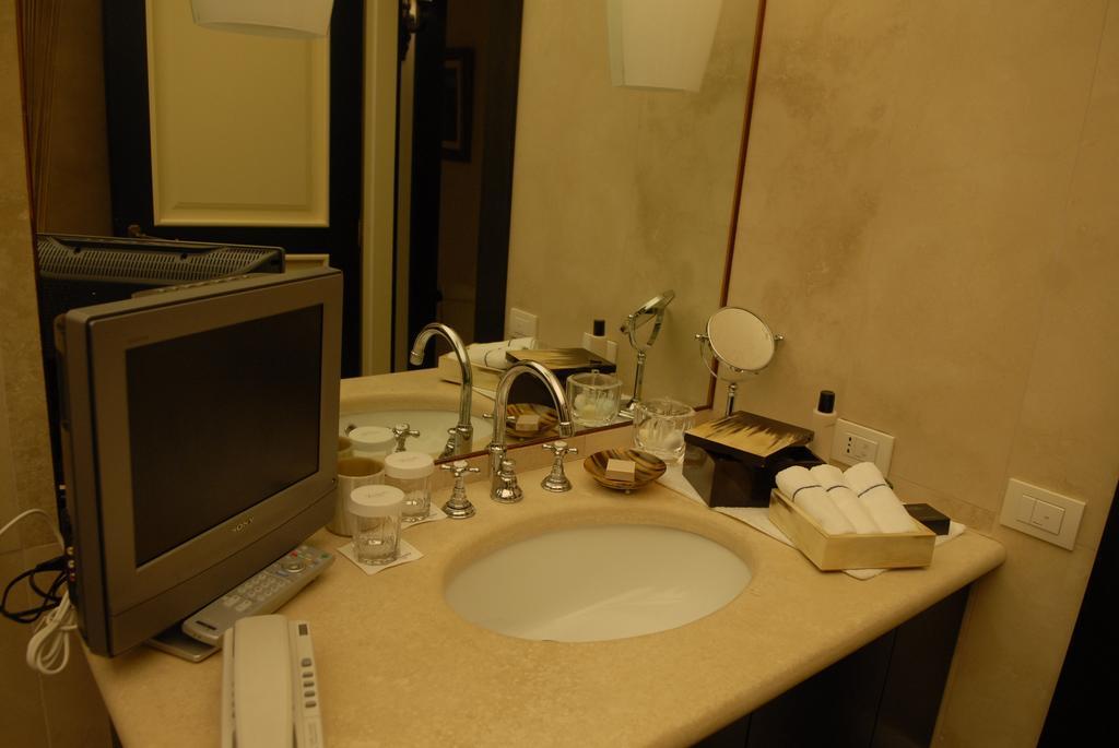 Hotel Casa Vissani Baschi Habitación foto